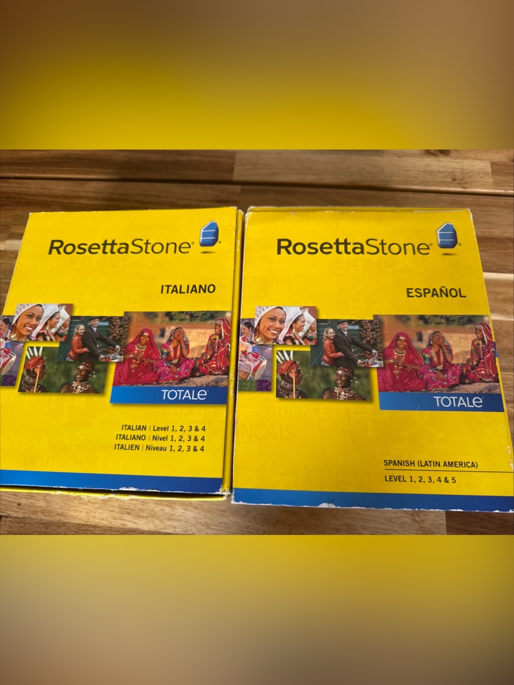 Rosetta Stone Italian and Spanish bundle. New headphone’s. See pictures